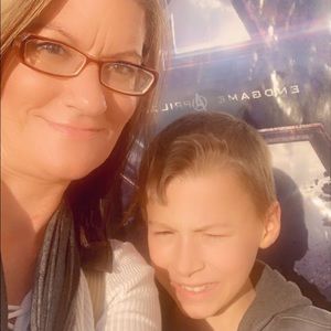 Meet your Posher, Sharon